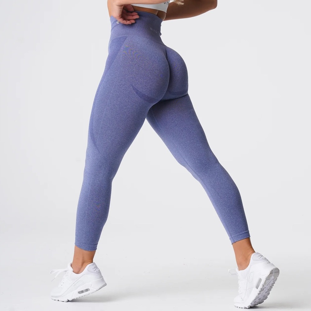 NVGTN ‘Royale Contour Seamless Leggings’
